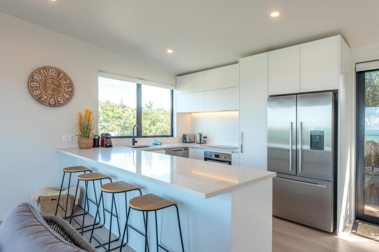 Luna Cottage. Stunning Ocean Views On Waiheke Oneroa Exterior photo